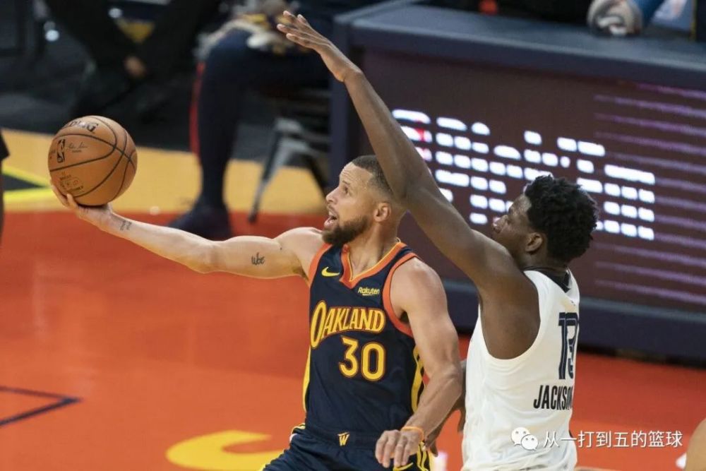  亚历山大全能表现雷霆击退开拓者冲击附加赛席位